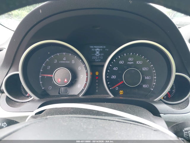 45110690 :رقم المزاد ، 19UUA8F58BA005106 vin ، 2011 Acura Tl 3.5 مزاد بيع
