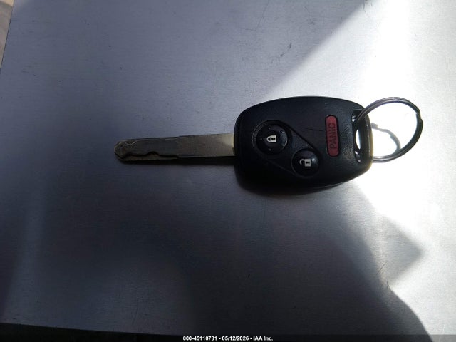 Продажа на аукционе авто 2011 Honda Fit Sport, vin: JHMGE8H50BC000191, номер лота: 45110781
