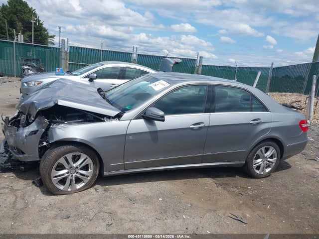 45110895 :رقم المزاد ، WDDHF8HB9AA117020 vin ، 2010 Mercedes-benz E 350 4matic مزاد بيع