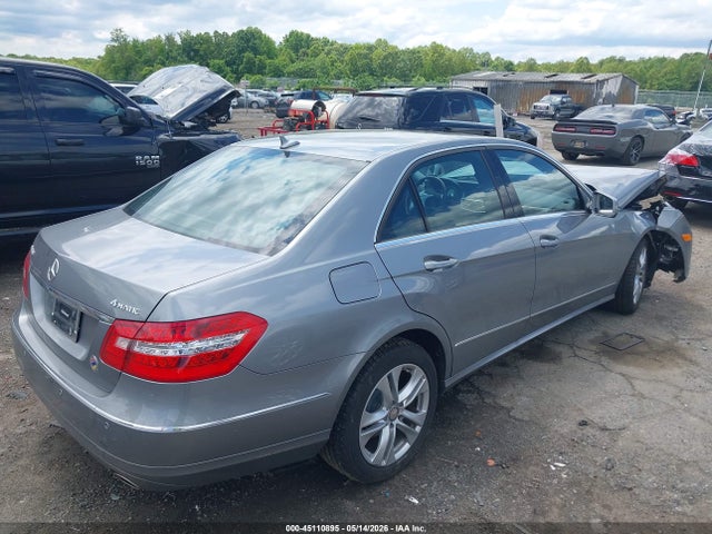 45110895 :رقم المزاد ، WDDHF8HB9AA117020 vin ، 2010 Mercedes-benz E 350 4matic مزاد بيع