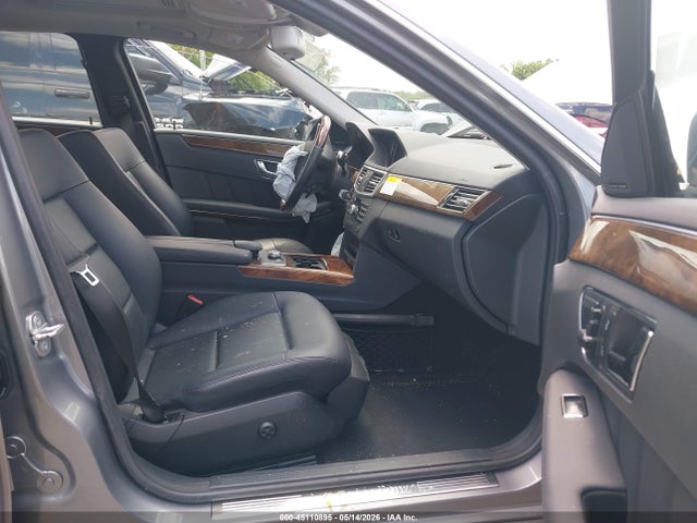 45110895 :رقم المزاد ، WDDHF8HB9AA117020 vin ، 2010 Mercedes-benz E 350 4matic مزاد بيع