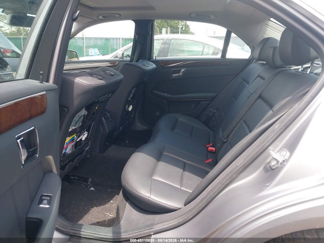 45110895 :رقم المزاد ، WDDHF8HB9AA117020 vin ، 2010 Mercedes-benz E 350 4matic مزاد بيع