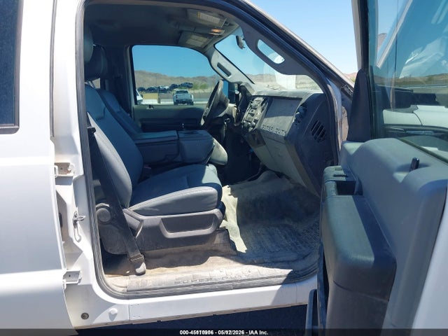 Ford F-450 Chassis Xl 2014 1FD9W4HT2EEA27654 Image 5