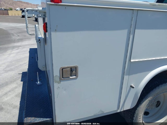 Ford F-450 Chassis Xl 2014 1FD9W4HT2EEA27654 Image 16