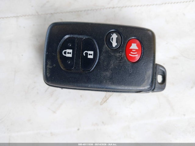 45111036 :رقم المزاد ، 4T1BK3DB0BU424009 vin ، 2011 Toyota Avalon Limited مزاد بيع