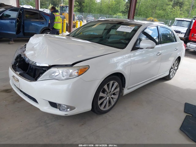 45111036 :رقم المزاد ، 4T1BK3DB0BU424009 vin ، 2011 Toyota Avalon Limited مزاد بيع