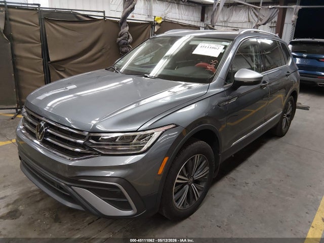 3VVTB7AX8RM226648 Volkswagen Tiguan 2.0t Wolfsburg Edition