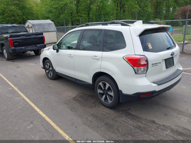 45111066 :رقم المزاد ، JF2SJAEC4JH484693 vin ، 2018 Subaru Forester 2.5i Premium مزاد بيع