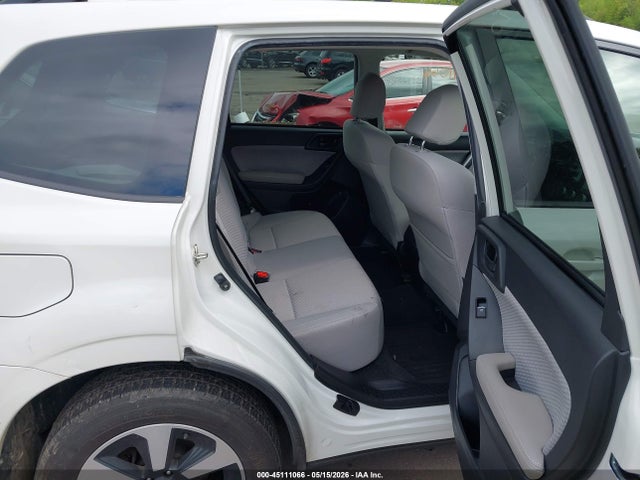 45111066 :رقم المزاد ، JF2SJAEC4JH484693 vin ، 2018 Subaru Forester 2.5i Premium مزاد بيع