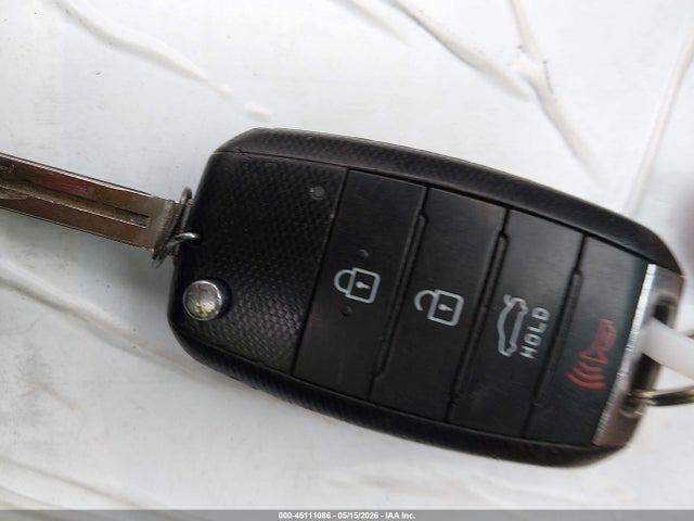5XXGM4A75EG262785 KIA Optima Lx