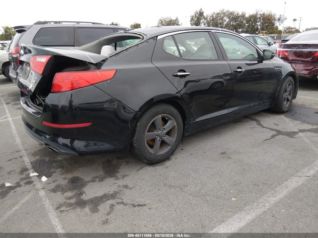 5XXGM4A75EG262785 KIA Optima Lx