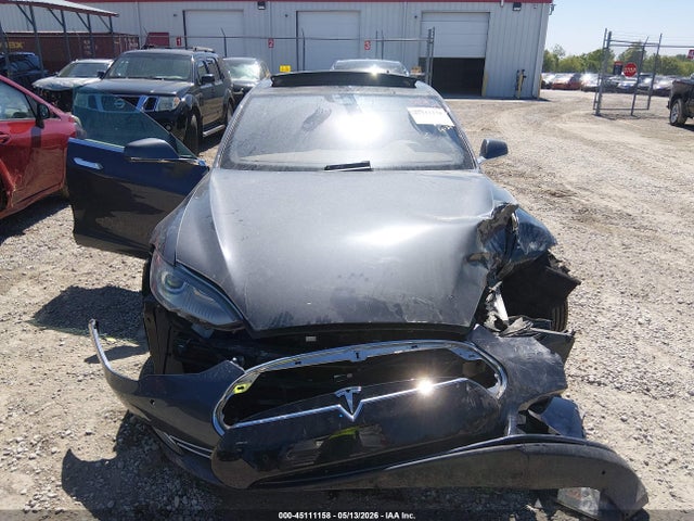 Продаж на аукціоні авто 2016 Tesla Model S 60d/70d/75d/85d/90d, vin: 5YJSA1E28GF134093, номер лоту: 45111158