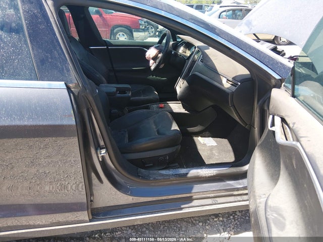 Продаж на аукціоні авто 2016 Tesla Model S 60d/70d/75d/85d/90d, vin: 5YJSA1E28GF134093, номер лоту: 45111158