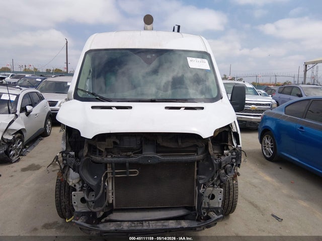 45111159 :رقم المزاد ، 1FTYR2CG7JKB41098 vin ، 2018 Ford Transit-250 مزاد بيع