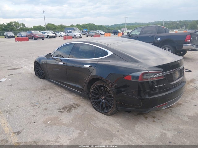 Продаж на аукціоні авто 2015 Tesla Model S 70d/85d/p85d, vin: 5YJSA1S26FF088198, номер лоту: 45111251