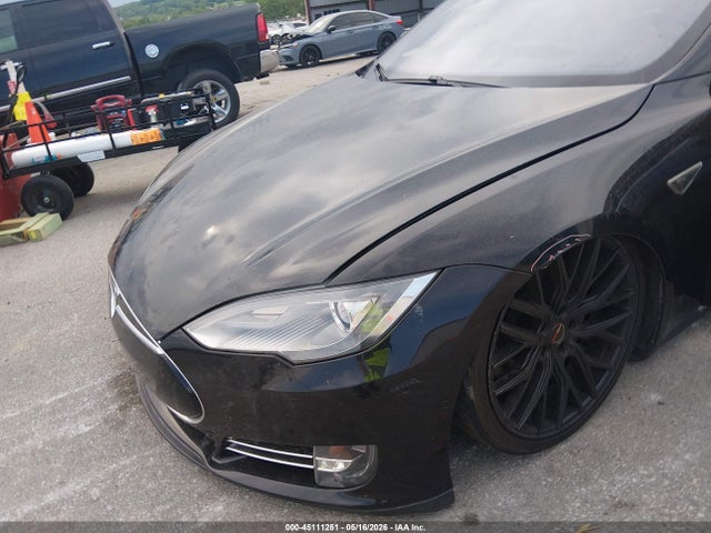 Продаж на аукціоні авто 2015 Tesla Model S 70d/85d/p85d, vin: 5YJSA1S26FF088198, номер лоту: 45111251