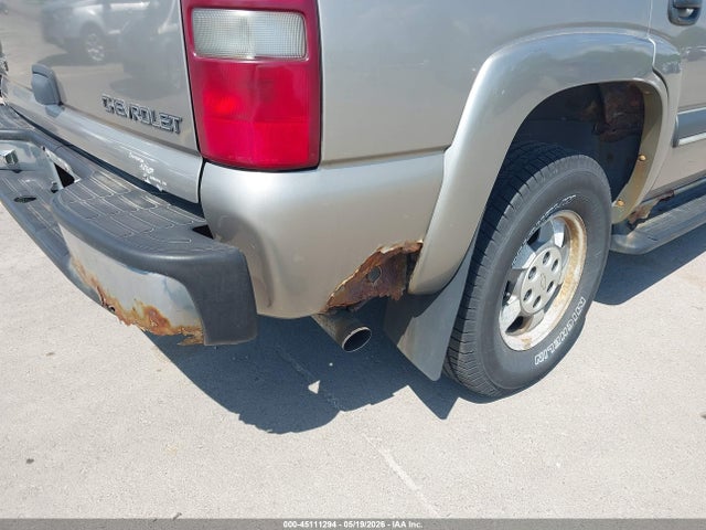 Продаж на аукціоні авто 2002 Chevrolet Tahoe Ls, vin: 1GNEK13Z52R134802, номер лоту: 45111294