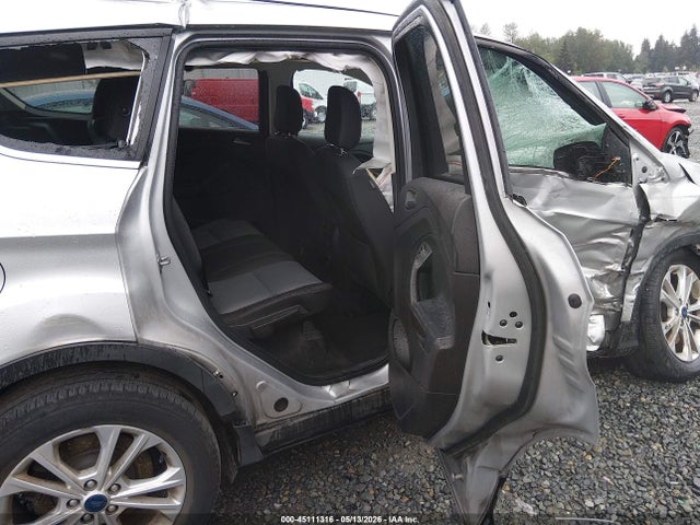 1FMCU9GD6KUB27955 Ford ESCAPE SE