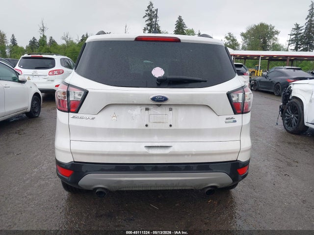 1FMCU9HD9JUA57378 Ford ESCAPE SEL
