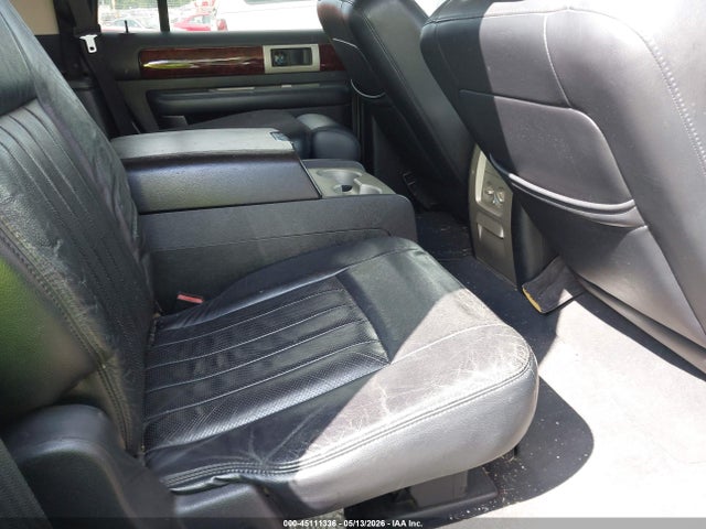 45111336 :رقم المزاد ، 5LMFU28R93LJ04995 vin ، 2003 Lincoln Navigator مزاد بيع