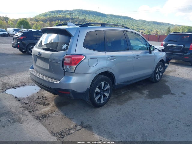 Продажа на аукционе авто 2017 Subaru Forester 2.5i Premium, vin: JF2SJAEC0HH551672, номер лота: 45111342