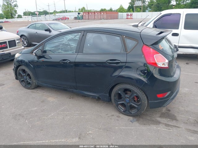 2016 Ford Fiesta St მანქანა იყიდება აუქციონზე, vin: 3FADP4GX3GM153704, აუქციონის ნომერი: 45111347