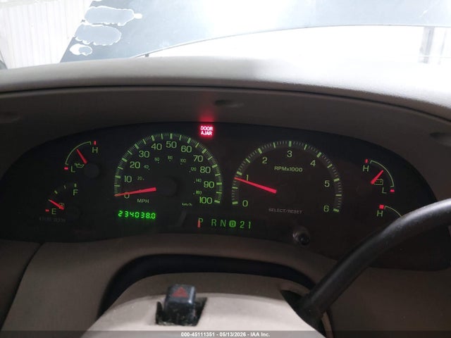45111351 :رقم المزاد ، 1FTRW08L22KD79014 vin ، 2002 Ford F-150 Lariat/xlt مزاد بيع