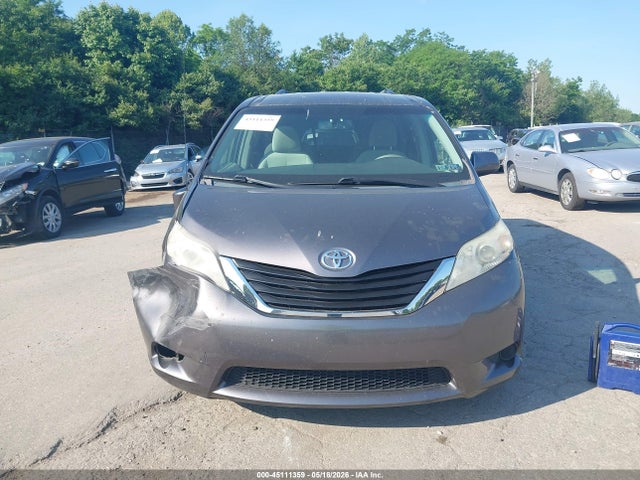 Продаж на аукціоні авто 2011 Toyota Sienna Le, vin: 5TDJK3DC8BS009033, номер лоту: 45111359