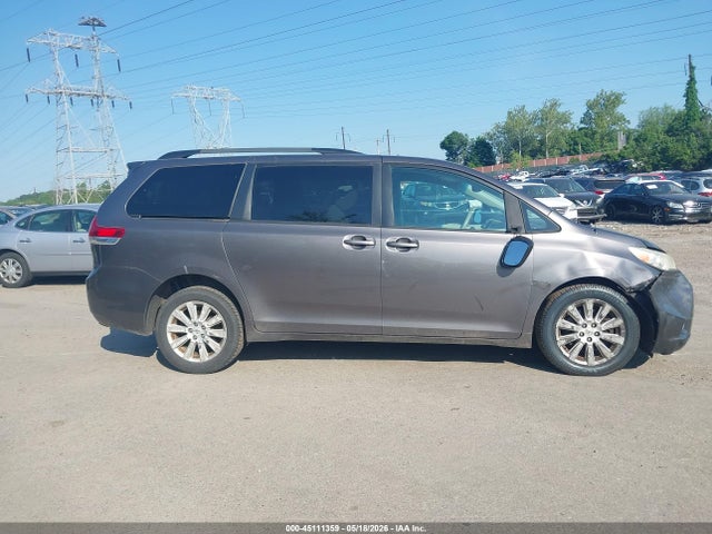 Продаж на аукціоні авто 2011 Toyota Sienna Le, vin: 5TDJK3DC8BS009033, номер лоту: 45111359
