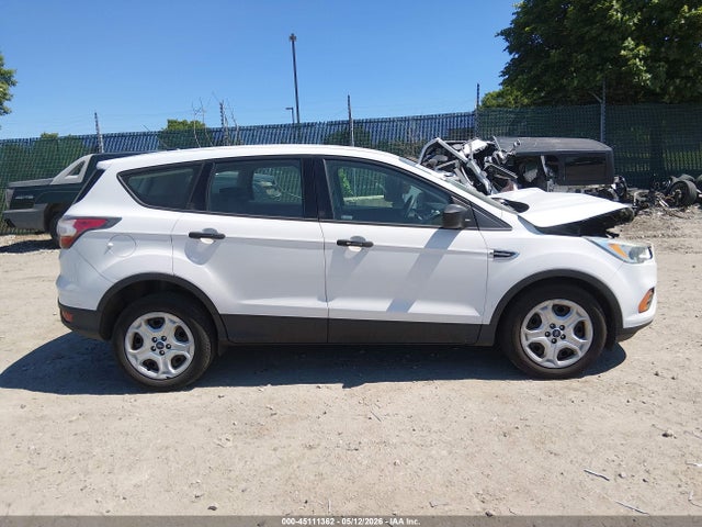 Продажа на аукционе авто 2017 Ford Escape S, vin: 1FMCU0F79HUA02366, номер лота: 45111362