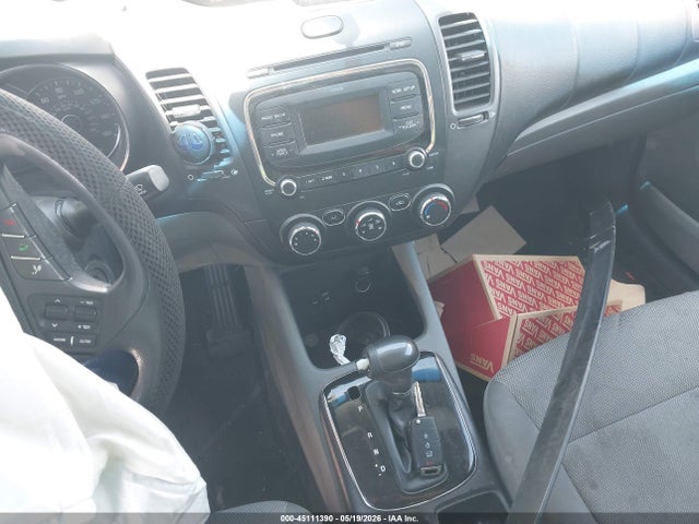 KIA FORTE LX 2018 3KPFK4A70JE250046 Image 11