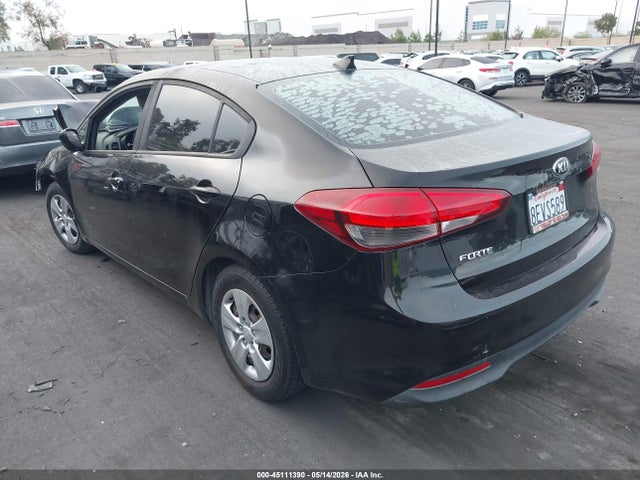 KIA FORTE LX 2018 3KPFK4A70JE250046 Image 3