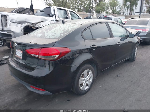 KIA FORTE LX 2018 3KPFK4A70JE250046 Image 4