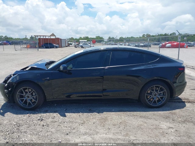 5YJ3E1EBXNF109556 Tesla Model 3 Long Range Dual Motor All-wheel Drive