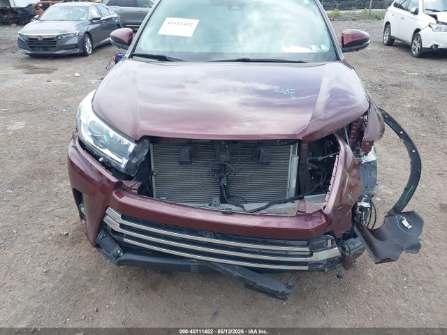 Продаж на аукціоні авто 2018 Toyota Highlander Limited Platinum, vin: 5TDDZRFH5JS819061, номер лоту: 45111452