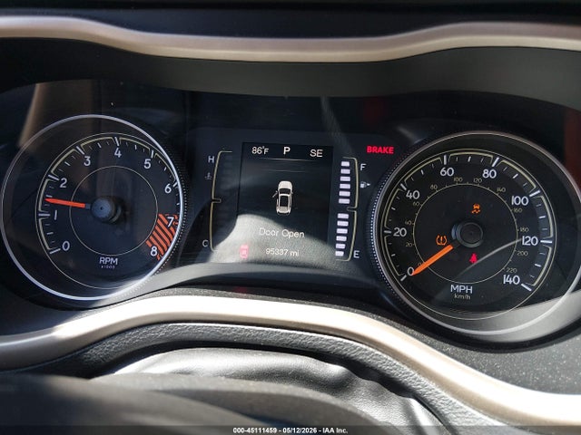 Продаж на аукціоні авто 2015 Jeep Cherokee Latitude, vin: 1C4PJLCS9FW628512, номер лоту: 45111459