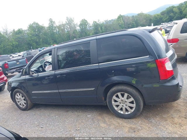 2013 Chrysler Town & Country Touring მანქანა იყიდება აუქციონზე, vin: 2C4RC1BG6DR721790, აუქციონის ნომერი: 45111501