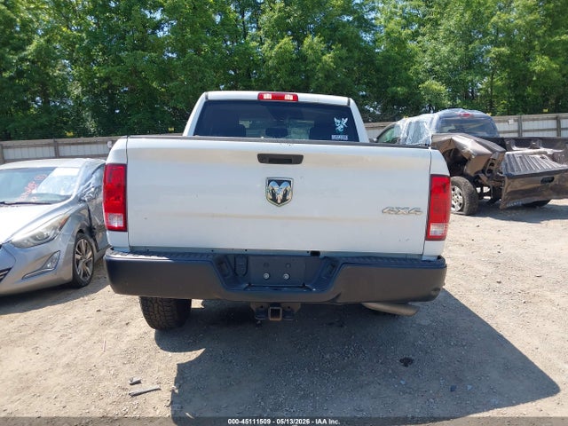 2023 Ram 1500 Classic Tradesman  4x4 5'7 Box მანქანა იყიდება აუქციონზე, vin: 3C6RR7KG4PG664136, აუქციონის ნომერი: 45111509