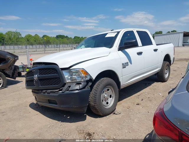 2023 Ram 1500 Classic Tradesman  4x4 5'7 Box მანქანა იყიდება აუქციონზე, vin: 3C6RR7KG4PG664136, აუქციონის ნომერი: 45111509