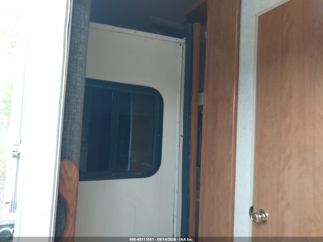 Aukcja sprzedaży 2004 Fleetwood Prowler Re Ax6 Fifth Wheel 37ft, vin: 1EC5B362744282186, numer aukcji: 45111551