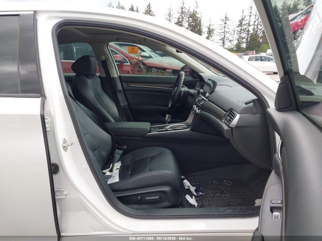 1HGCV2F9XJA022536 Honda Accord Touring 2.0t