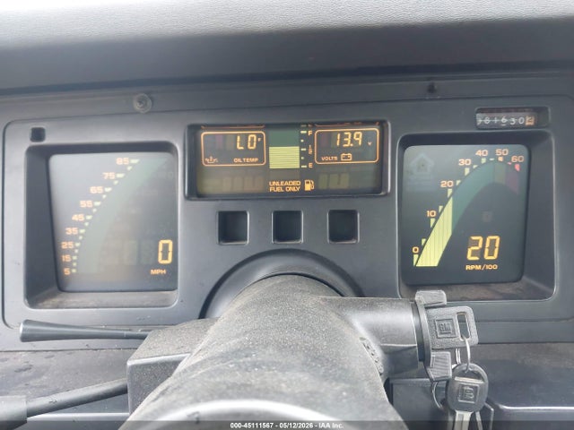 1987 Chevrolet Corvette მანქანა იყიდება აუქციონზე, vin: 1G1YY2186H5117827, აუქციონის ნომერი: 45111567