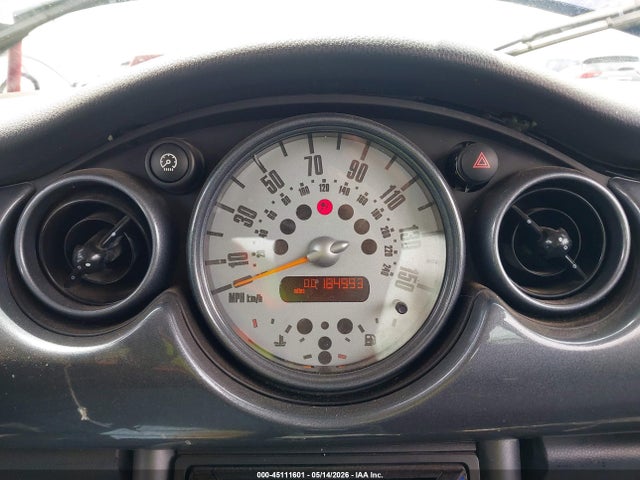 2004 Mini Cooper მანქანა იყიდება აუქციონზე, vin: WMWRC334X4TJ57258, აუქციონის ნომერი: 45111601