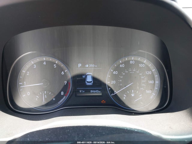 45111629 :رقم المزاد ، KM8K12AA5JU127423 vin ، 2018 Hyundai Kona Se مزاد بيع