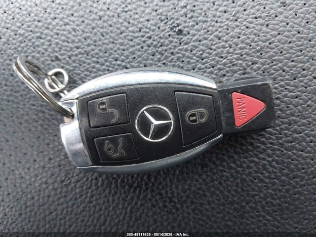 45111639 :رقم المزاد ، WDDHF8HBXBA398195 vin ، 2011 Mercedes-benz E 350 4matic مزاد بيع