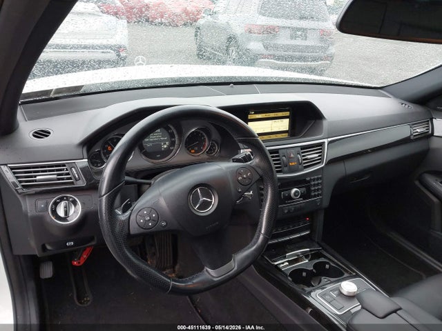 45111639 :رقم المزاد ، WDDHF8HBXBA398195 vin ، 2011 Mercedes-benz E 350 4matic مزاد بيع
