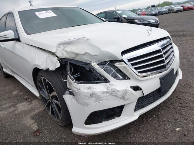 45111639 :رقم المزاد ، WDDHF8HBXBA398195 vin ، 2011 Mercedes-benz E 350 4matic مزاد بيع