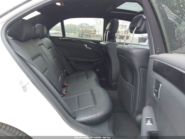 45111639 :رقم المزاد ، WDDHF8HBXBA398195 vin ، 2011 Mercedes-benz E 350 4matic مزاد بيع