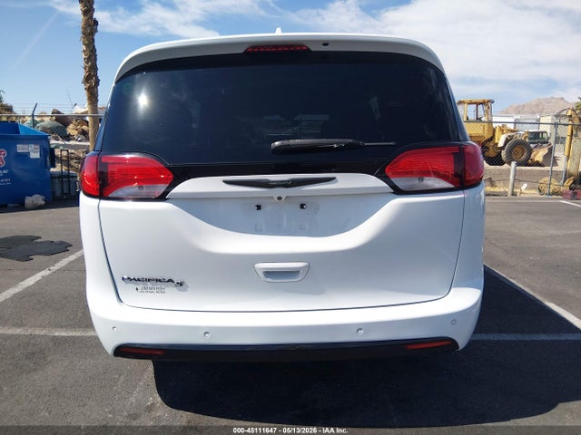 2018 Chrysler Pacifica Touring L Plus მანქანა იყიდება აუქციონზე, vin: 2C4RC1EG5JR234975, აუქციონის ნომერი: 45111647