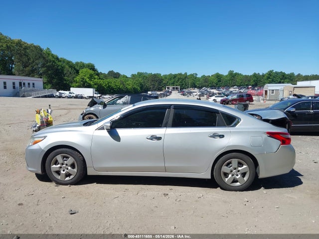 1N4AL3AP2HC187265 Nissan Altima 2.5 Sl